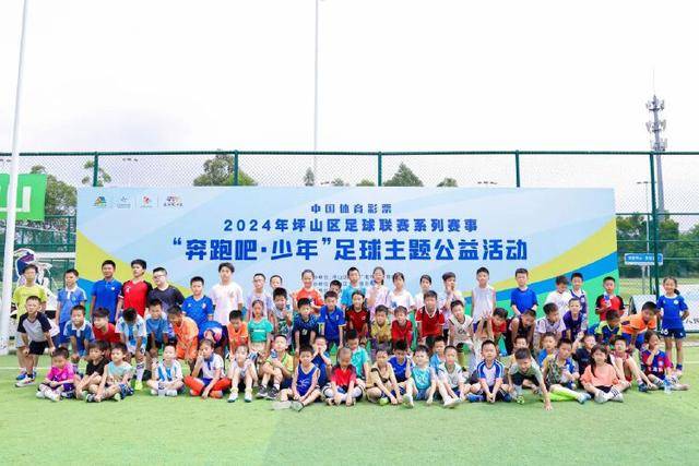 布鲁斯布朗的职业生涯波折：从冠军到训练营合同
